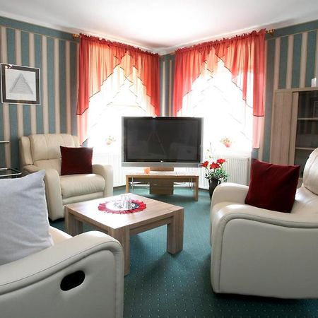 Katariina Guesthouse Rakvere Eksteriør bilde