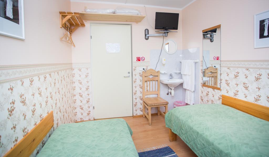 Katariina Guesthouse Rakvere Eksteriør bilde