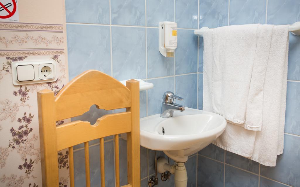 Katariina Guesthouse Rakvere Eksteriør bilde