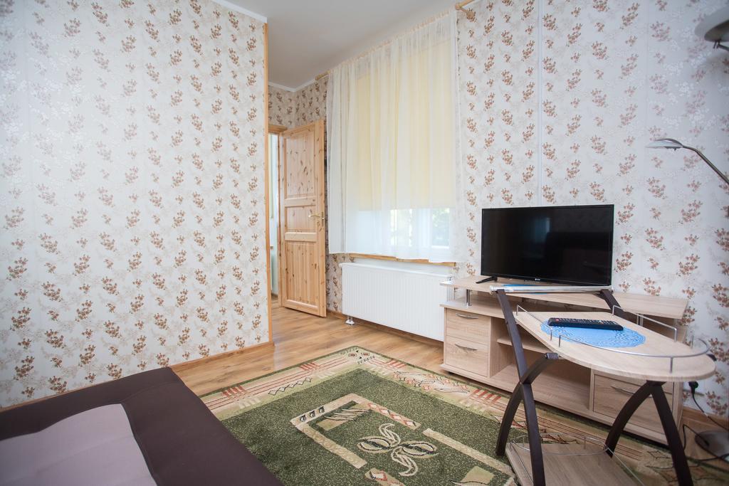Katariina Guesthouse Rakvere Eksteriør bilde